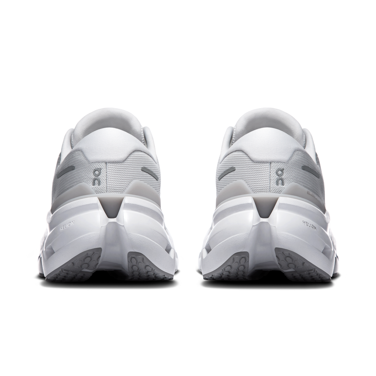 On Running Women's Cloudrunner 3