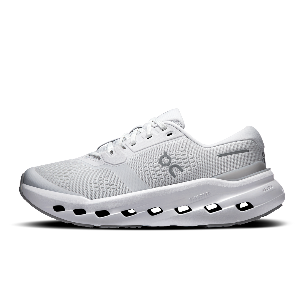 On Running Women's Cloudrunner 3