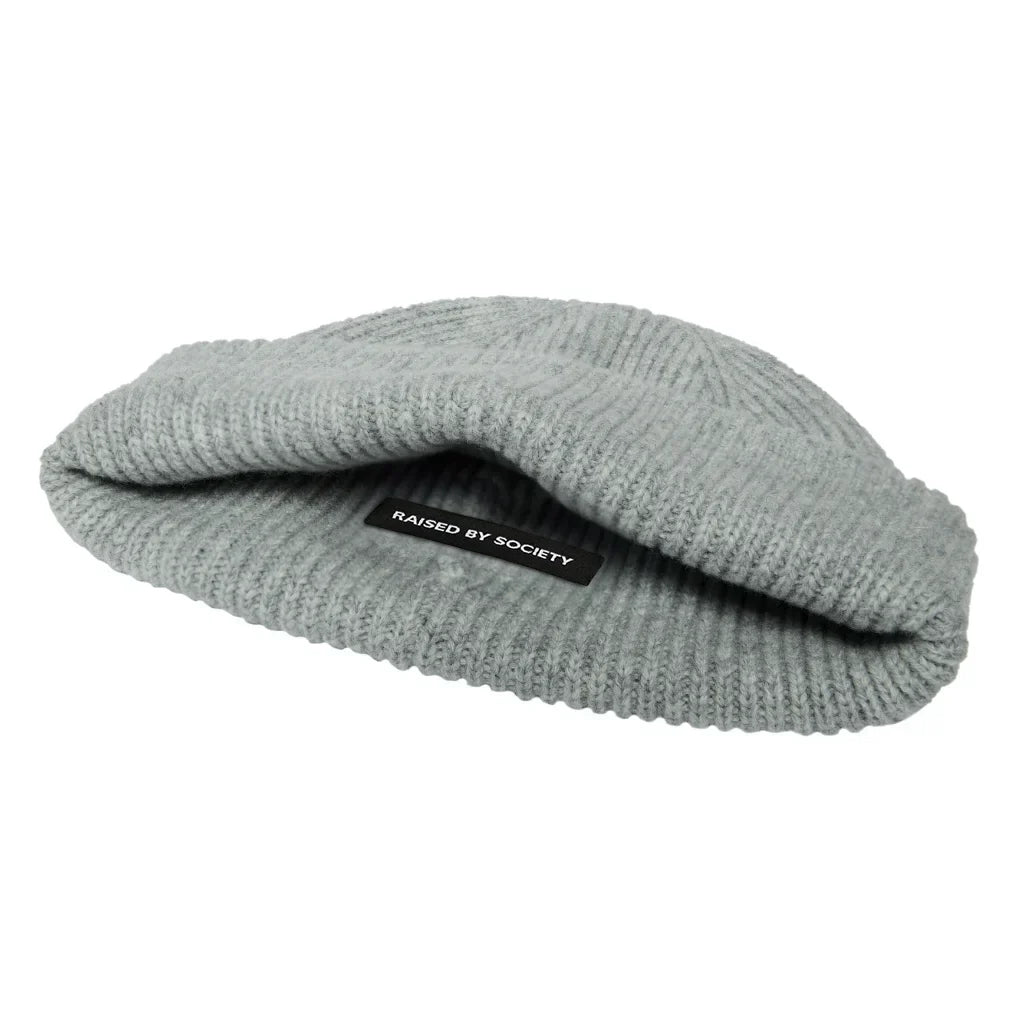 LIGHT GREY SHORT BEANIE