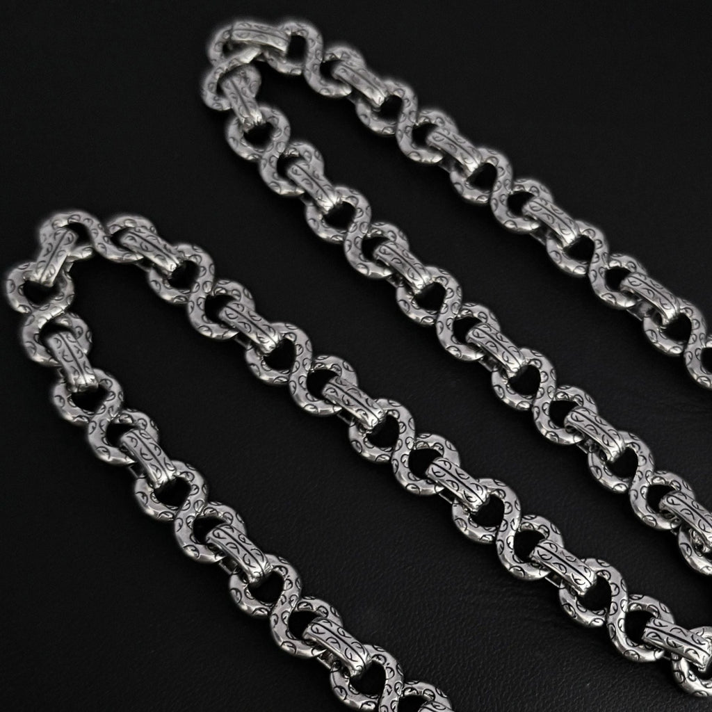 Chrome Hearts Retro Eternal Vine 8-shaped Necklace